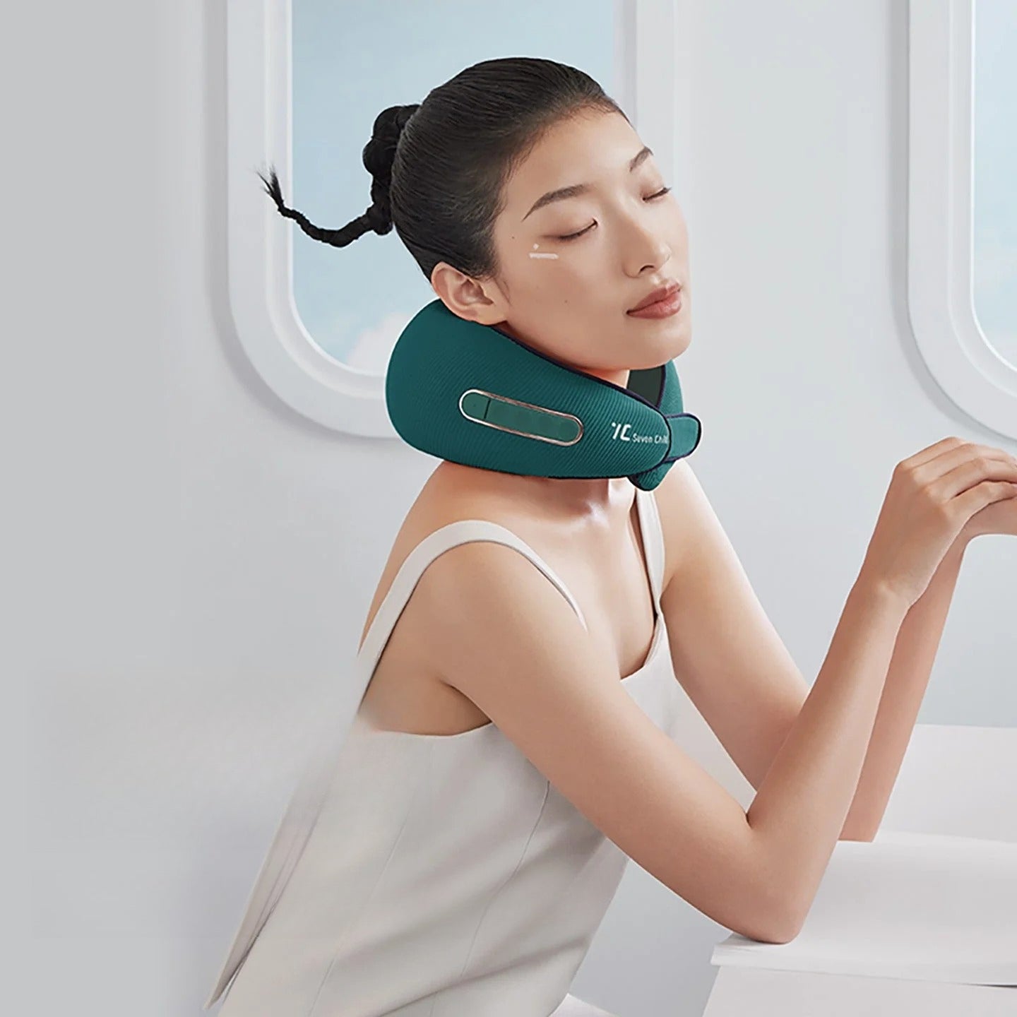 Electric Massage Neck Massager Pillow – Heated Shiatsu Shoulder & Back Device  Restoria